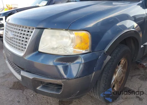 2005 Ford Expedition Xlt z USA, uszkodzony, nr VIN 1FMPU15565LA56748